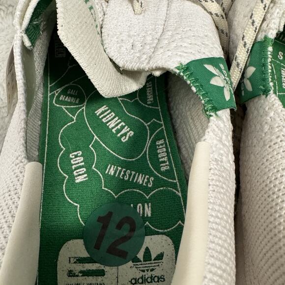 Size 12 - Adidas Pharrell x Superstar Primeknit White - Picture 5 of 8